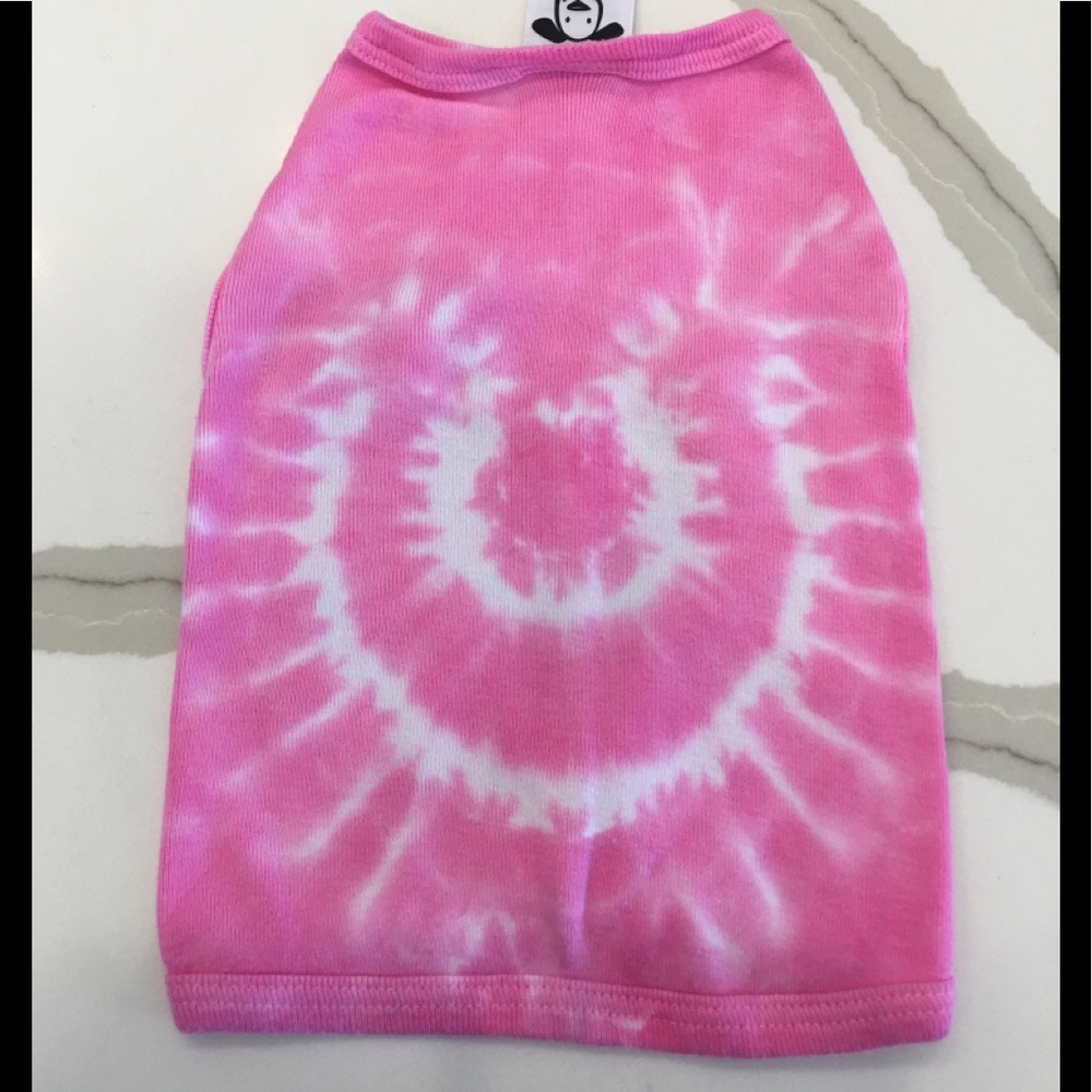 ***SALE***NWOT Custom Tie-Dyed Lucky Horseshoe Doggie Tee